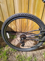 Mountain Bike 29" Kent 29" Flexor Tires super nice condition
