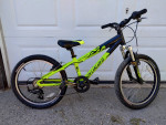 Specialized HotRock Boy's 20" Kids Bike