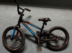 Specialized Hotrock 16 kids bike