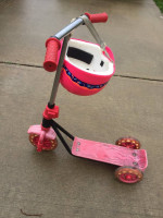 SCOOTER  FOR  KIDS AND HELMET