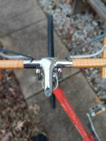 VINTAGE SCHWINN VARSITY 10 SPEED ROAD BIKE