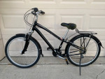 Specialized globe . Hybrid / comfort / cruiser bike SEE DESCRIPTION