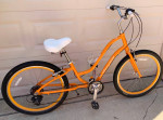 Nice orange comfort /cruiser bike , only ridden 4-5 time 26” wheels .