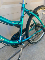 Very nice  Glendale aluminum comfort series ladies bikeSEE DESCRIPTION