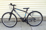 HUFFY ROCK CREEK MOUNTAIN BIKE