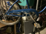 Vintage schwinn stingray 3 speed muscle bike