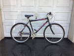 Fuji Yucatán 26” Wheels-24 Speeds-20” Frame