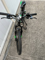 B’Twin’s Rockrider 700 mountain bike