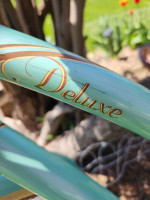 26" HUFFY DELUXE WOMAN'S BIKE AND GIRO HELMET