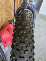 Mongoose Fat Tire Bike. 2 sets of tires, 1 studded