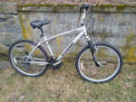 17" Schwinn Link 21 speed city bike ready to ride