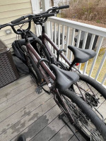 1 Specialized 23 Roll 3.0 bike