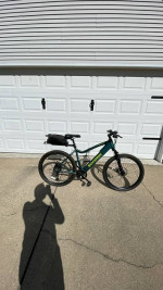 Schwinn E bike, year old used twice