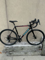 Fuji Altamira CX 1.3 Cyclocross Gravel Full Carbon Hydro Disc