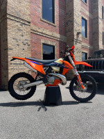 2022 KTM 300 XC-W TPI Dirtbike