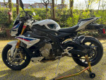 BMW S1000R - Premium package - HP Forged Wheels - Akrapovič Full Titanium Exhau