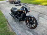 Like new. Vulcan 900 custom