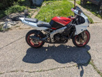 2002 Kawasaki zx6r  (ninja)
