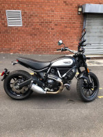 Ducati Scrambler Icon Dark 2023 by owner
