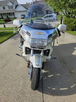 The "GoldwingDocs" 2000 Honda GL1500SE Gold Wing