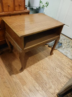 End Table / Side Table