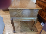 End Table / Side Table