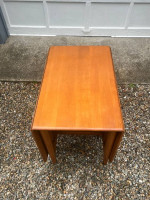 MODERN MID CENTURY DROP LEAF KITCHEN TABLE