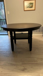 Dining Room Table and Chairs