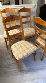 Dining Room Table and Chairs