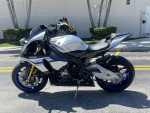 π2016 Yamaha YzF R1Mπ- Hot Deal!