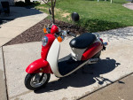 2006 Honda Metropolitan Moped Scooter Only 1,052 miles