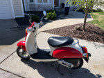 2006 Honda Metropolitan Moped Scooter Only 1,052 miles