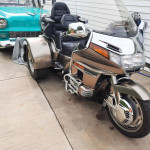 nice goold wing trike