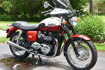 Triumph T100 Bonneville 2013 VERY LOW MILES