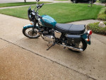 Triumph T100