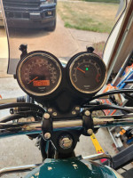 Triumph T100