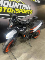 2024 KTM 890 SMT KTM 890 SMT