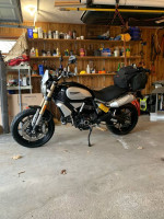 2018 Ducati Scrambler 1100 shiny black