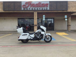 2020 Indian Motorcycle® Roadmaster® Dark Horse® White Smoke