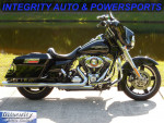 2011 HARLEY STREET GLIDE ONLY 24K MILES NO DEALER FEES!