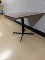 36in Pedestal Dining Table