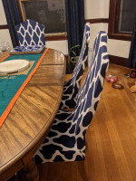 Bernhardt Dinning table and chairs