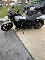 Kawasaki Vulcan 900 Motorcycle