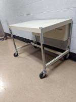 Bretford Mobile Computer Desk or Work Table