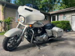 Harley Davidson Street Glide/ with stage one screaming eagle package