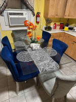 Dinning table 6 chairs