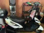EXTRA CLEAN SCOOTER