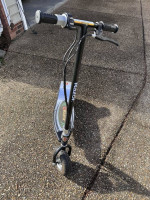 Electric scooter - Razor E325