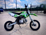 Apollo RFZ X18 Dirtbike || 4 speed manual ||34"seat height[adjustable]