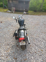 Im selling a Honda VLX 2000 shawelow